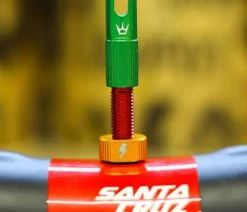 Peaty's Valves 50to01 MK2 Tubeless 42mm -Vélo Boutique de vente 20113991 Peatys 50to01 MK2 Tubeless 42mm Ventile PE PTV2 42 RAS 3