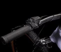 Cube Reaction Hybrid SLT 750 29 Violetwhite´n´black 8 Cube Reaction Hybrid SLT 750 29 Violetwhite´n´black -Vélo Boutique de vente 534413 D4