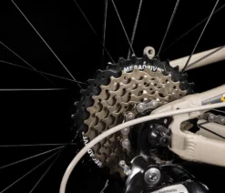 Cube Acid 240 Desert´n´orange -Vélo Boutique de vente Acid 240 desert n orange 623120 2