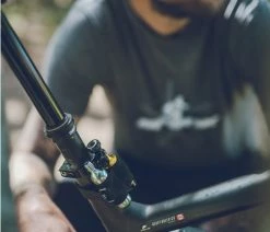 Lezyne Tubeless CO2 Blaster -Vélo Boutique de vente CO2 Blaster 2019 04 15 Lezyne 372 1800x1800