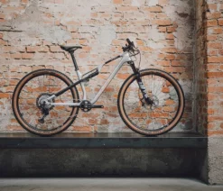 Cube AMS ZERO99 C:68X Race 29 Silver´n´black 10 Cube AMS ZERO99 C:68X Race 29 Silver´n´black -Vélo Boutique de vente CUBE AMS ZERO99 C68X Race 29 silver n black 1