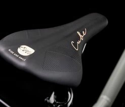 Cube Ella 240 Lunar´n´salmon -Vélo Boutique de vente CUBE Ella 240 lunar n salmon 623610 4