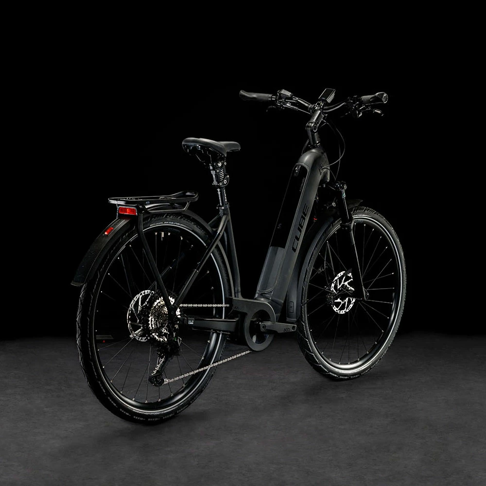 Cube Kathmandu Hybrid SLT 750 Easy Entry Black´n´metal 4 Cube Kathmandu Hybrid SLT 750 Easy Entry Black´n´metal – Image 2