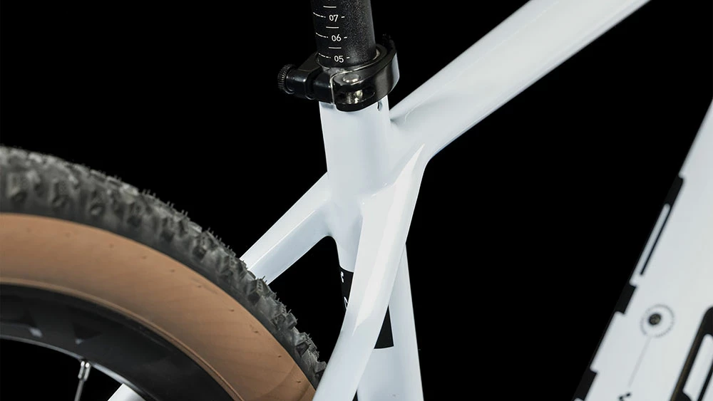 Cube Reaction C:62 Pro White´n´blue´n´red 7 Cube Reaction C:62 Pro White´n´blue´n´red – Image 5