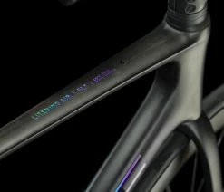 Cube Litening AIR C:68X SLT Carbon´n´rainbow -Vélo Boutique de vente Cube Litening AIR C68X SLT carbon n rainbow 679700 3