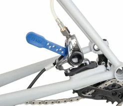 Park Tool Kit De Purge BKD-1 Pour Freins DOT -Vélo Boutique de vente Park Tool BKD 01 20087880 04