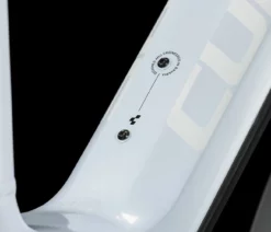 Cube Reaction Hybrid Pro 500 Allroad Flashwhite´n´black -Vélo Boutique de vente Reaction Hybrid Pro 500 Allroad flashwhite n black 634161 4