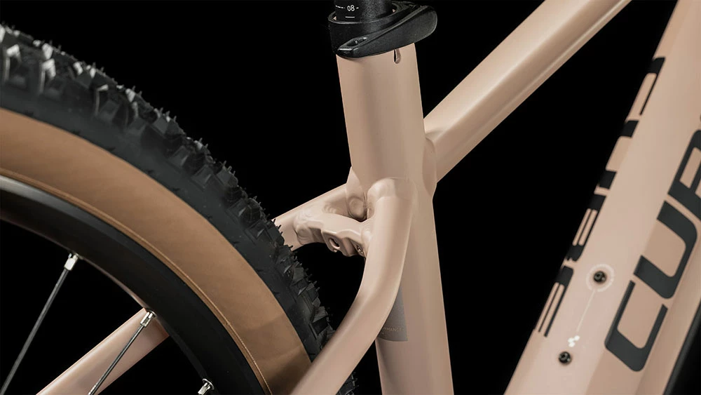 Cube Reaction Hybrid Pro 500 Blushrose´n´silver 6 Cube Reaction Hybrid Pro 500 Blushrose´n´silver – Image 4