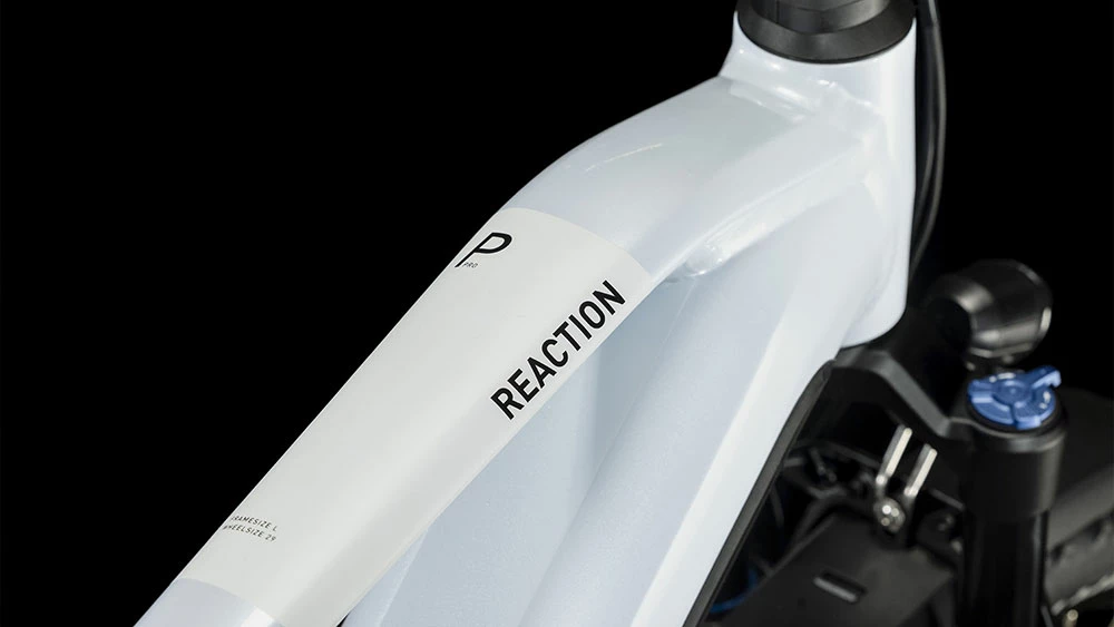 Cube Reaction Hybrid Pro 750 Allroad Flashwhite´n´black 4 Cube Reaction Hybrid Pro 750 Allroad Flashwhite´n´black – Image 2