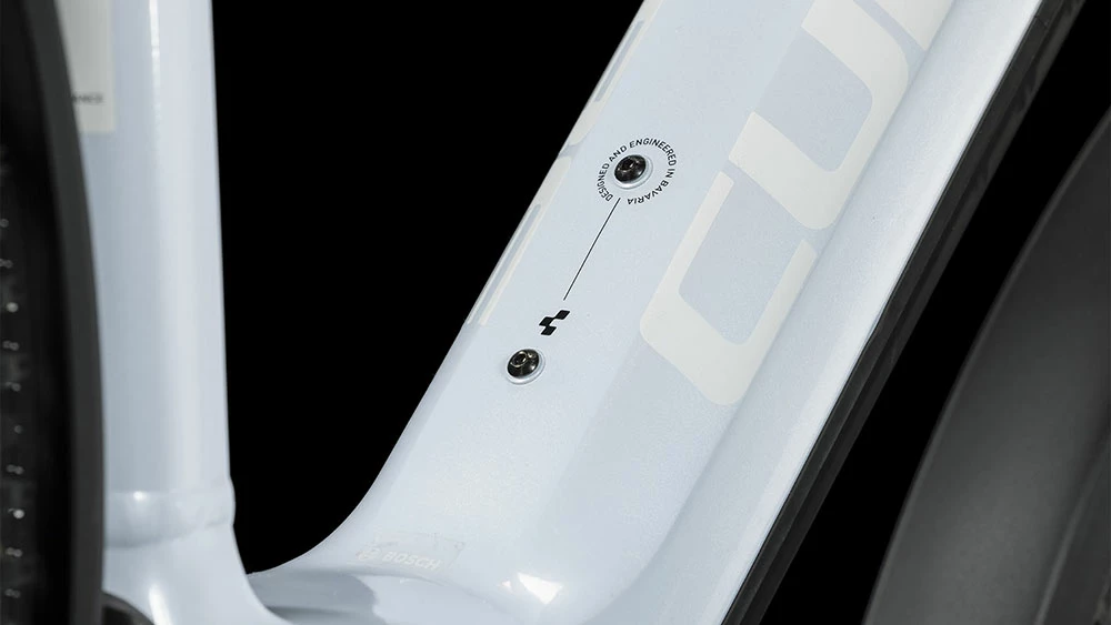 Cube Reaction Hybrid Pro 750 Allroad Flashwhite´n´black 7 Cube Reaction Hybrid Pro 750 Allroad Flashwhite´n´black – Image 5