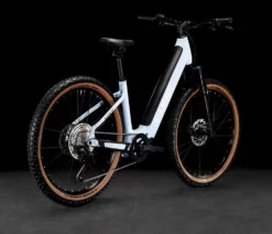 Cube Reaction Hybrid Pro 750 Easy Entry Flashwhite´n´black -Vélo Boutique de vente Reaction Hybrid Pro 750 Easy Entry flashwhite n black 634113 2