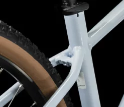 Cube Reaction Hybrid Pro 750 Flashwhite´n´black -Vélo Boutique de vente Reaction Hybrid Pro 750 flashwhite n black 634113 2