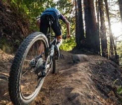 Santa Cruz Blur C S Trail 13 Santa Cruz Blur C S Trail -Vélo Boutique de vente SC FULL SHOOT Bvernor 1080 05