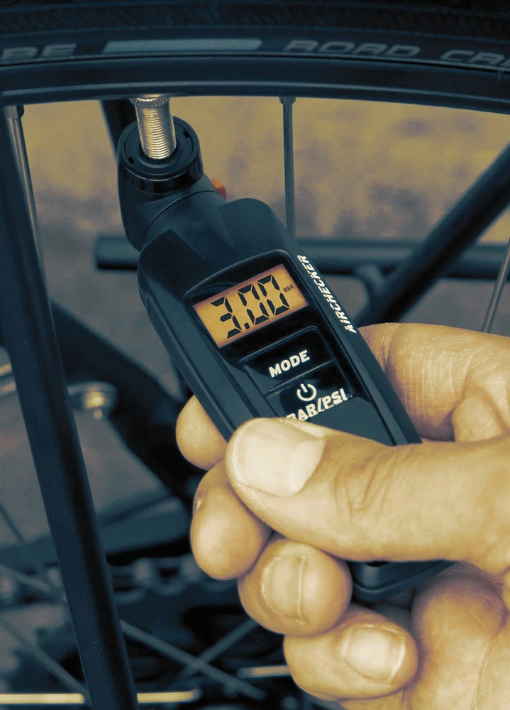 SKS Germany Airchecker - Manomètre Numérique De Pression D'air 7 SKS Germany Airchecker - Manomètre Numérique De Pression D'air – Image 5