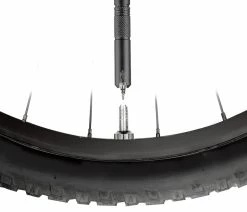 Topeak Tubi Valve Cleaner -Vélo Boutique de vente Topeak Tubi Valve Cleaner 4