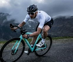 Casque Kask Sintesi WG11 Gris 2023 -Vélo Boutique de vente illustration sintesi 1 700x700 1